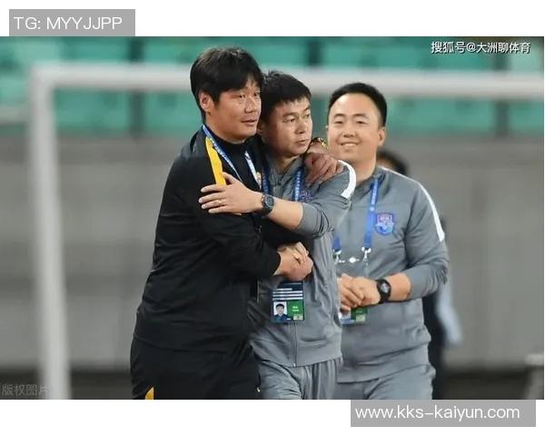 李霄鹏:携手奋战,期待球队淋漓尽致展现战斗力,共筑胜利梦想 李霄鹏:携手奋战,期待球队淋漓尽致展现战斗力,共筑胜利梦想