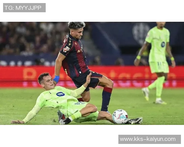 每体:弗里克重视青训小将,托伦茨成一线队左后卫的新希望 每体:弗里克重视青训小将,托伦茨成一线队左后卫的新希望