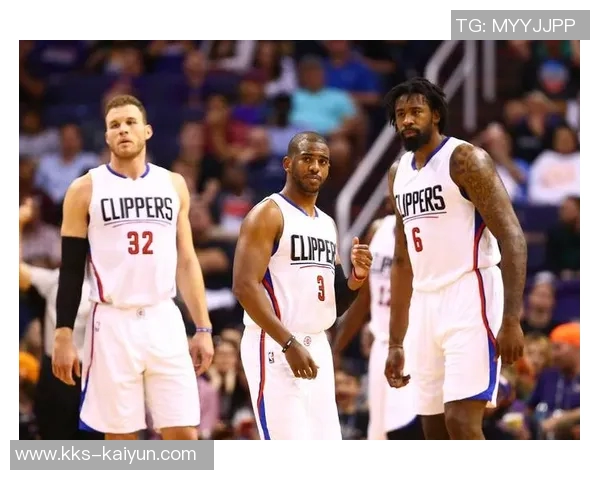 船记：像保罗这样身材的球员很难达到其高度与他共事是我的荣幸